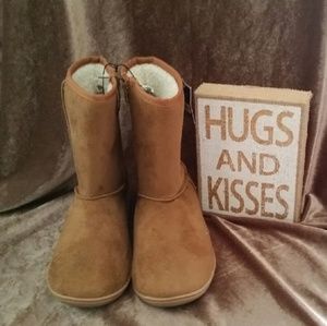🆕Snuggle boots